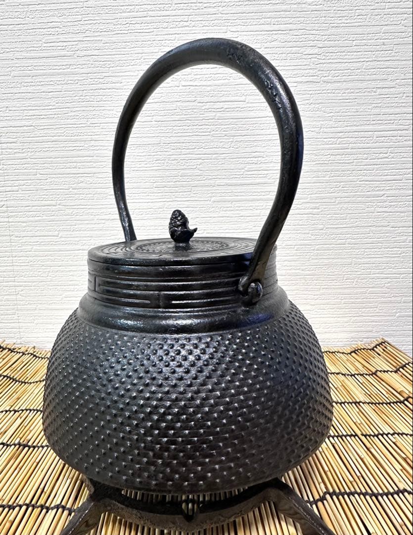 長期保管品　南部長寿堂造　１５型　アラレ　鉄瓶　南部鉄瓶　南部鉄器　調理器具