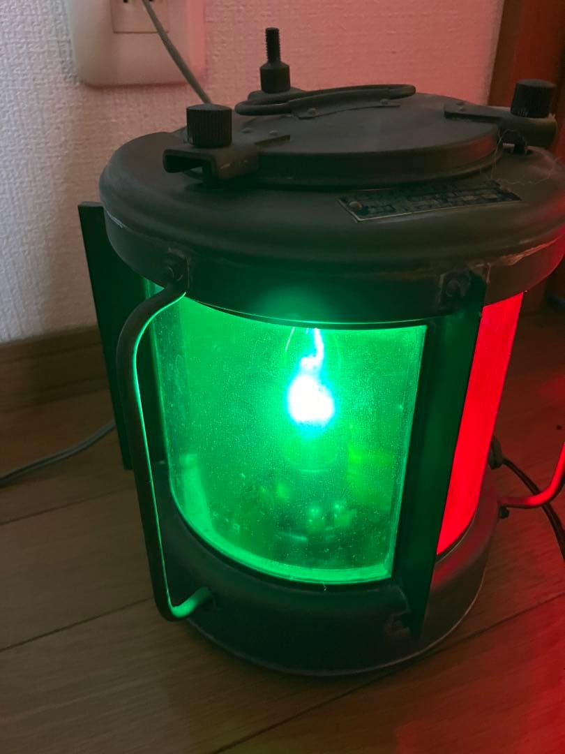 運輸省型式あり　甲種両色燈　都電使用？