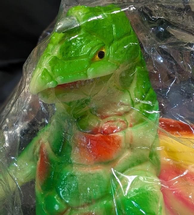 ジャイアント ドラコ「ウルトラマン」怪獣（ブルマァク復刻）蓄光版ソフビフィギュア