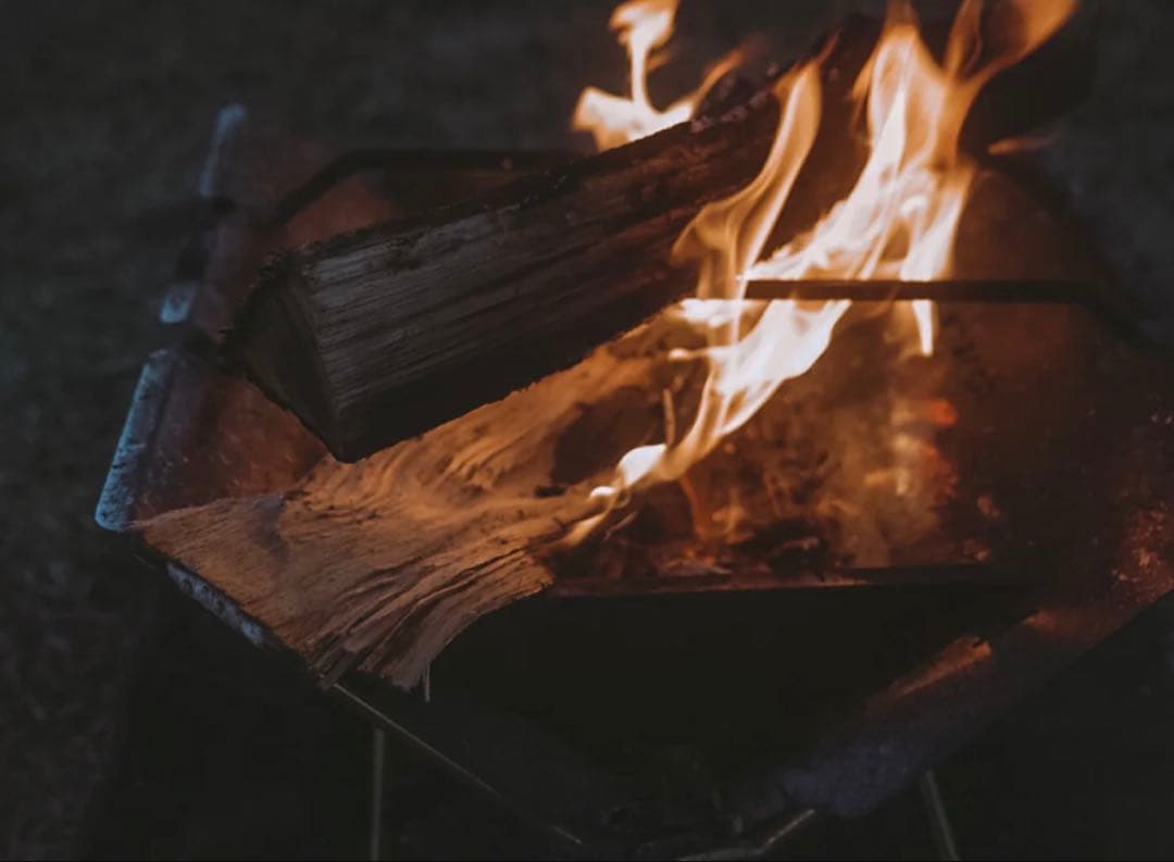 monarch fire base 真鍮×ステンレスのワンタッチ焚き火台