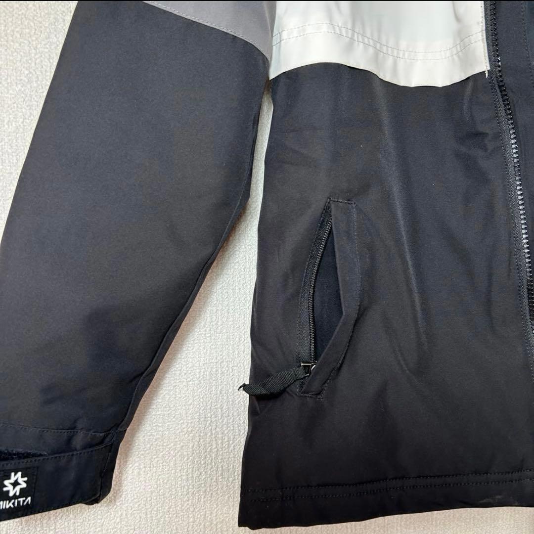 NIKITA ジュニア キッズ スノーボードウェア 上下セットＭサイズ【美品】