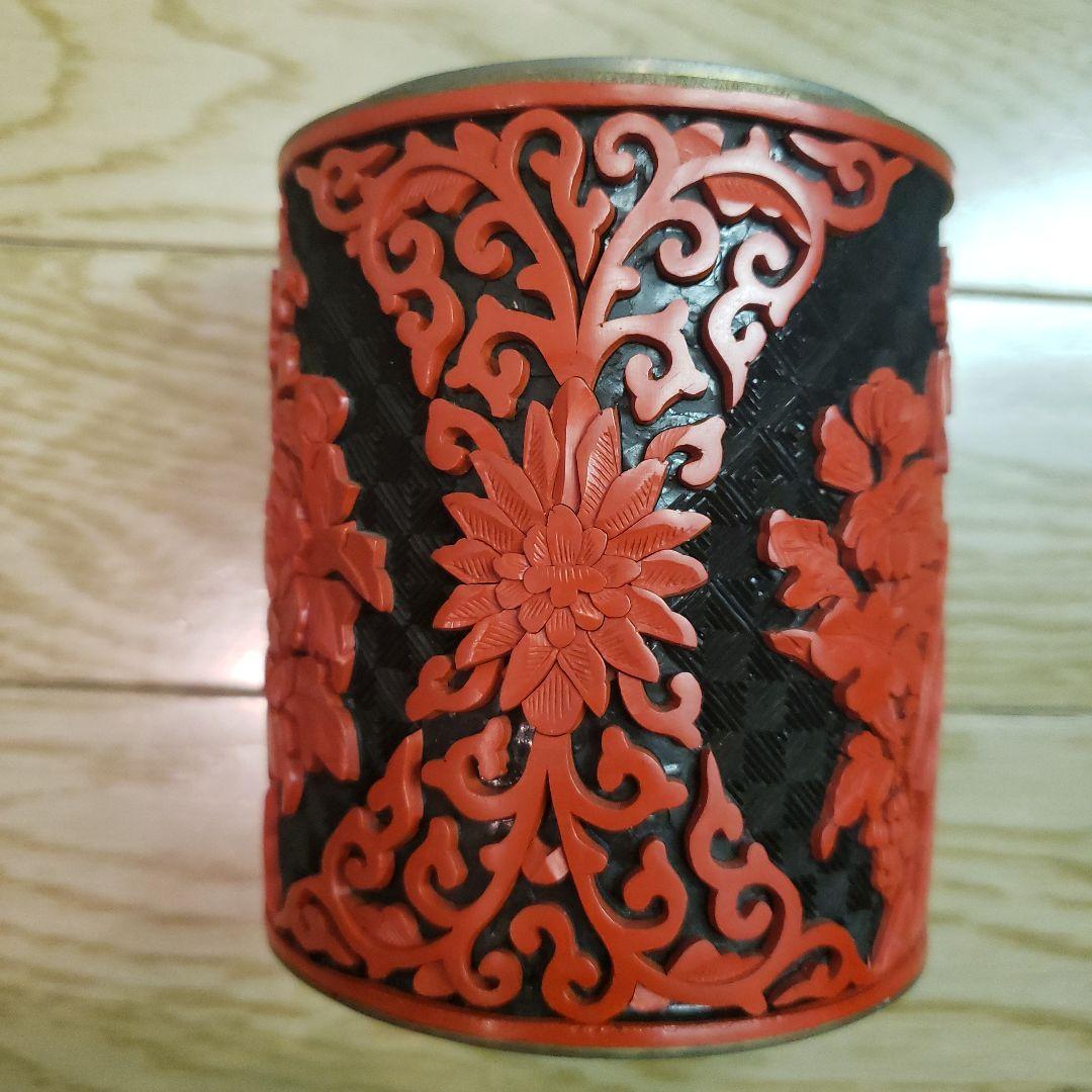 中国　伝統工芸品　北京彫漆工場製　堆朱　蓋物　彫漆　お土産　紫禁城