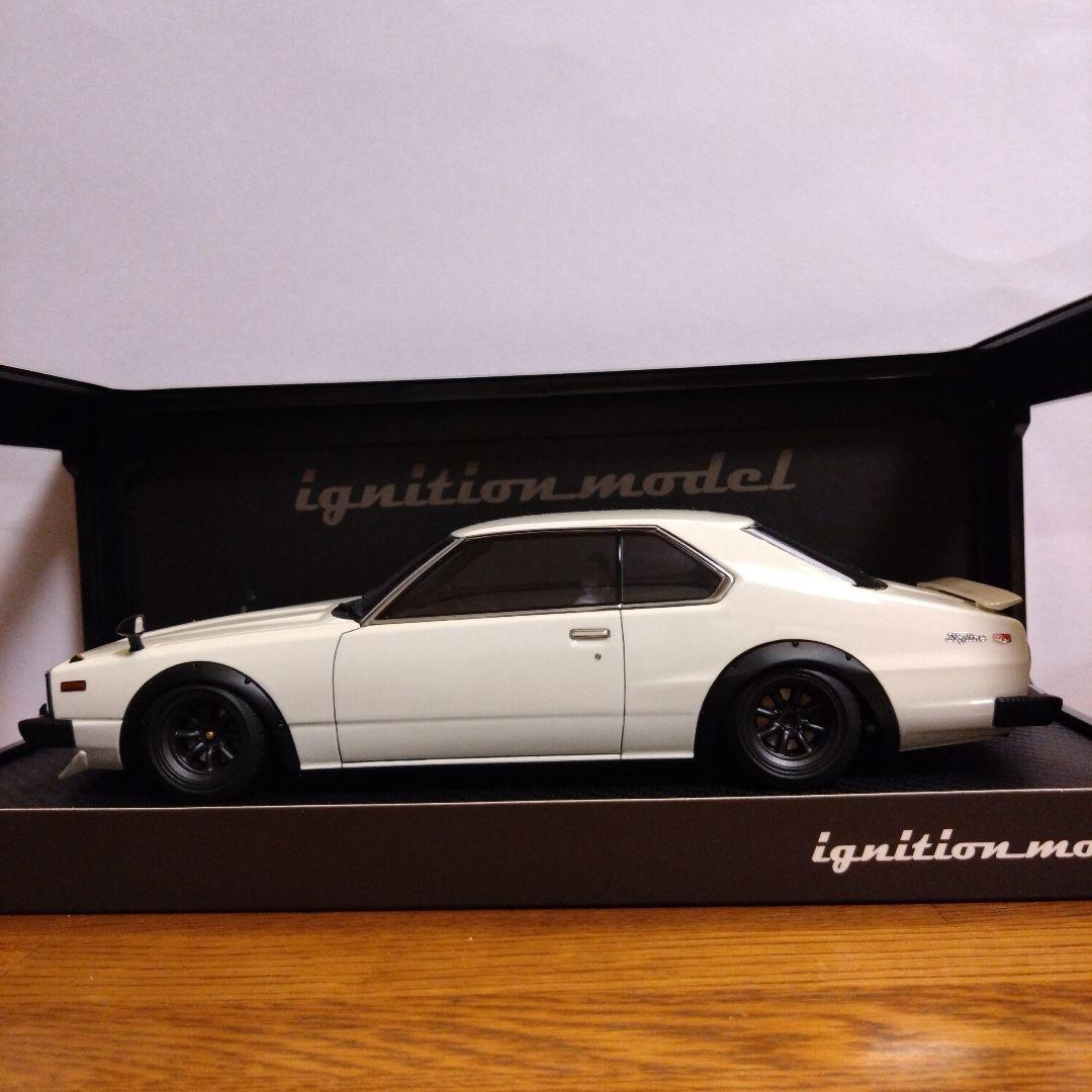 1/18 イグニッション　日産　スカイライン　2000 GT-ES（C210）