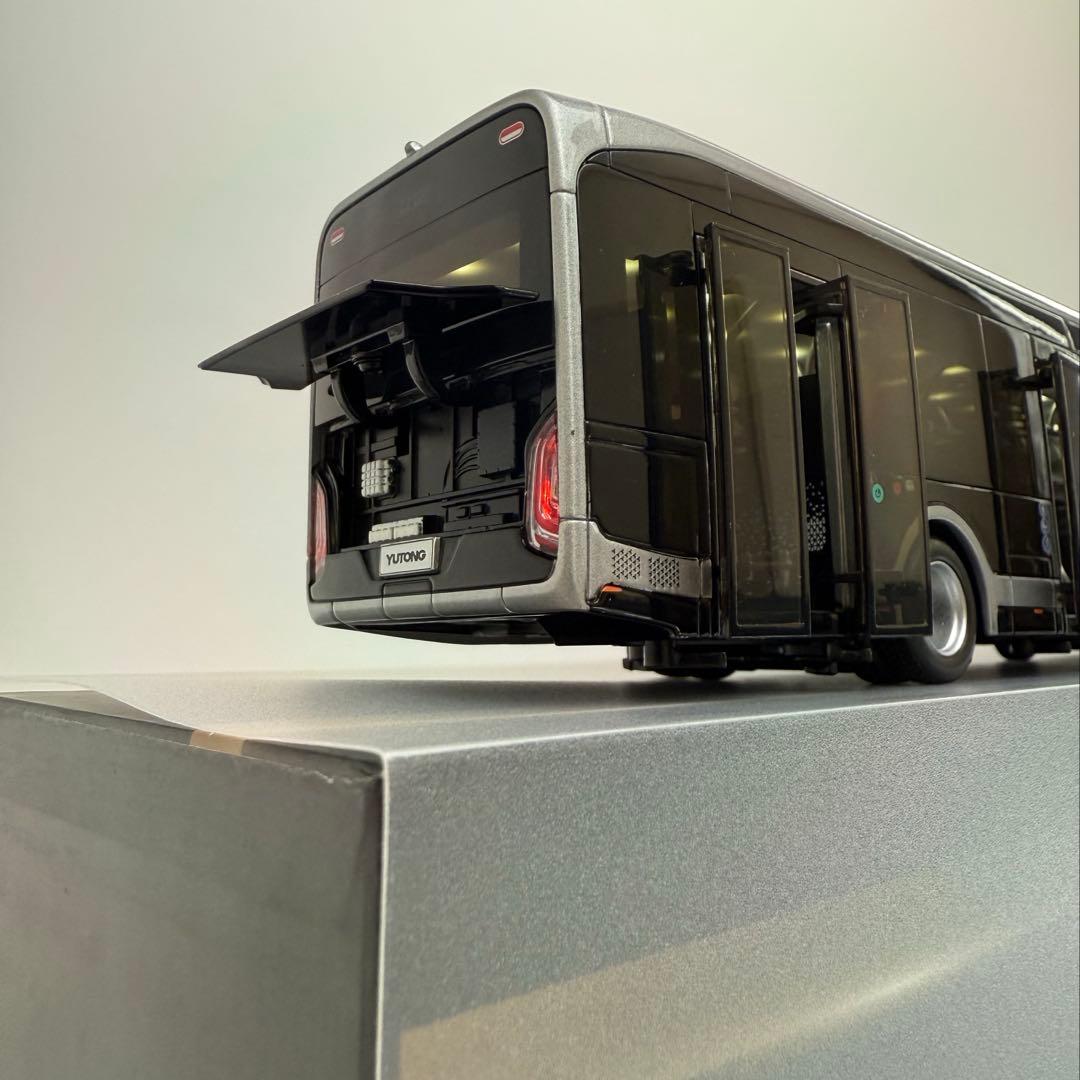 YUTONGバスモデルU12海外版ダイヤモンドモデル1:42バス純電気バスモデル