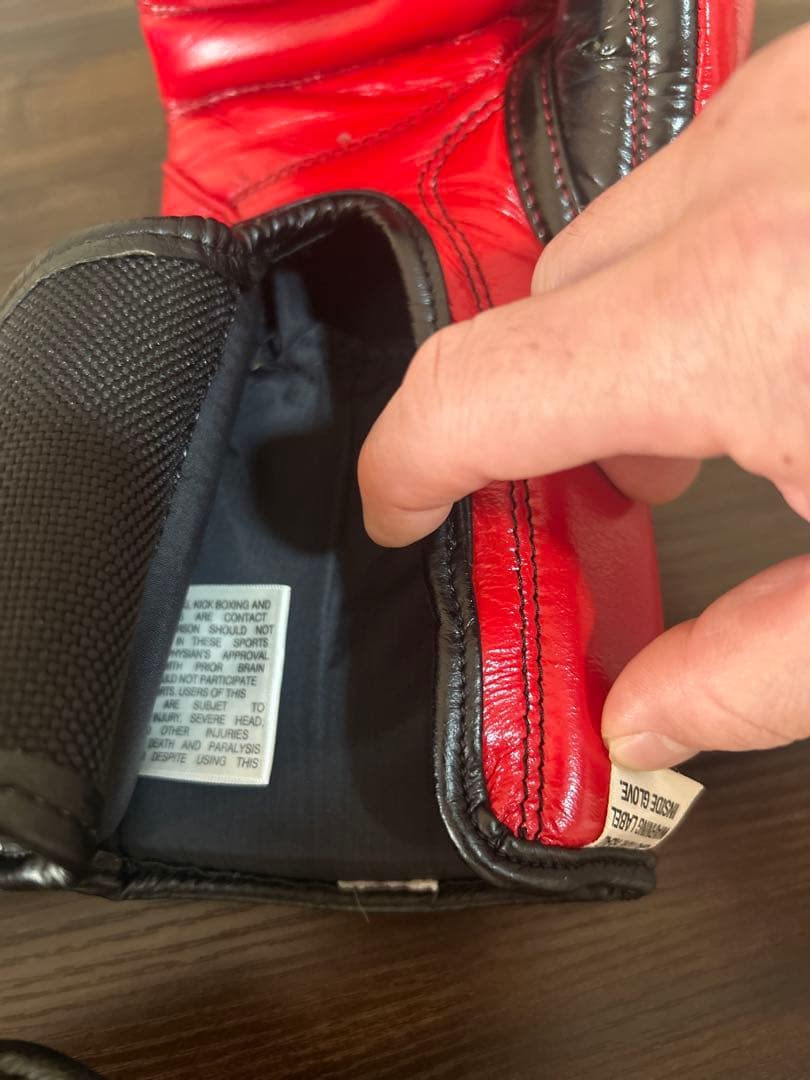 CLETO REYES ボクシンググローブ 黒/赤　10オンス
