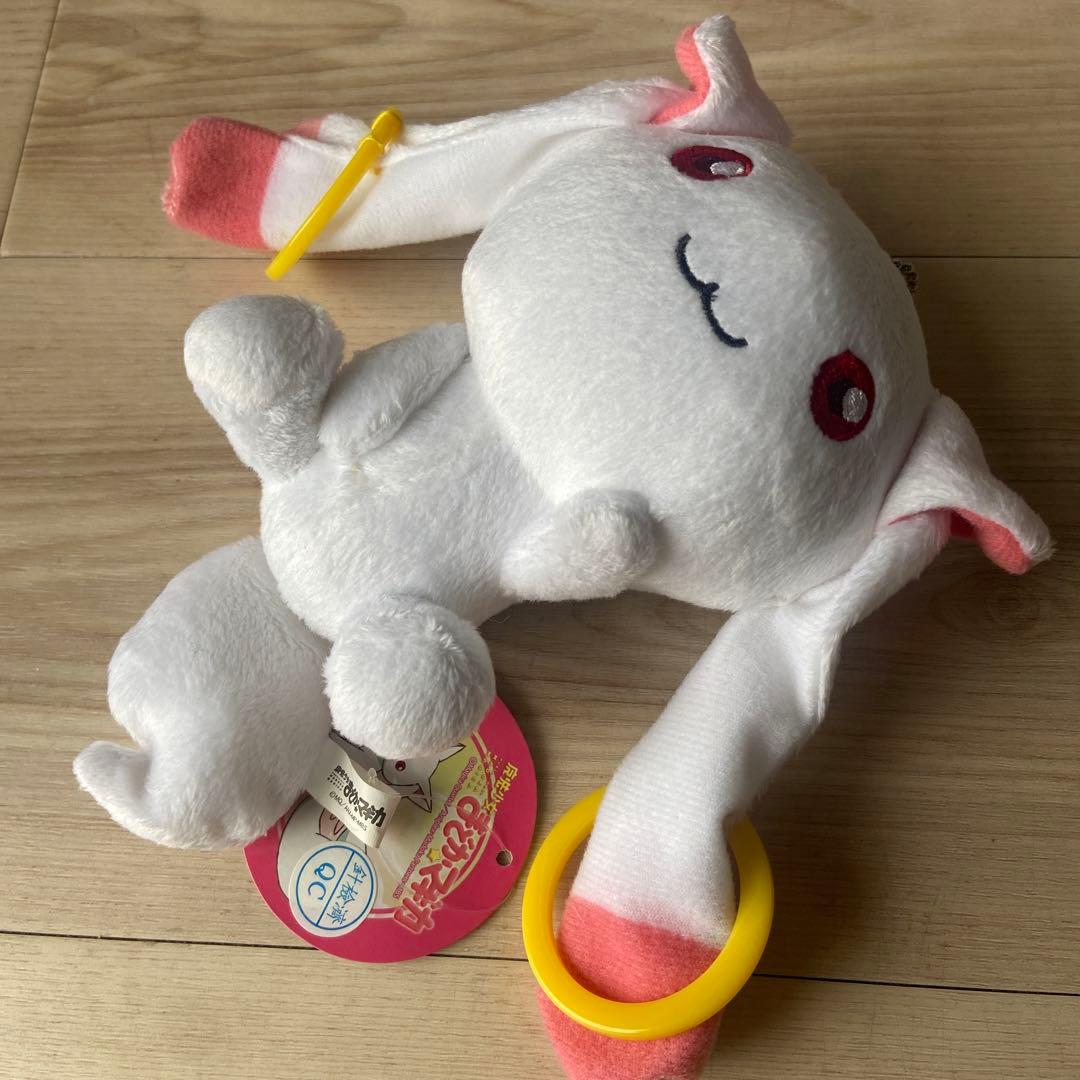 魔法少女まどかマギカ　ぬいぐるみセット　タグ付き　べべ　キュウベイ　ポーチ