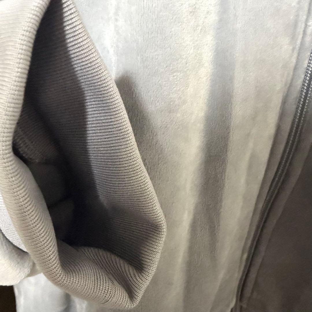 adidas originals ベロア　トラックトップス　ジャージ　グレー