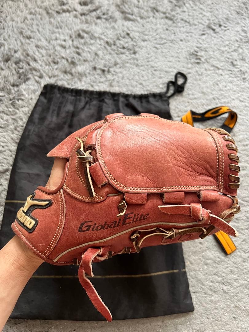 値下げ不可　ミズノ　グローバルエリート　軟式用　投手用グローブ 野球 グラブ