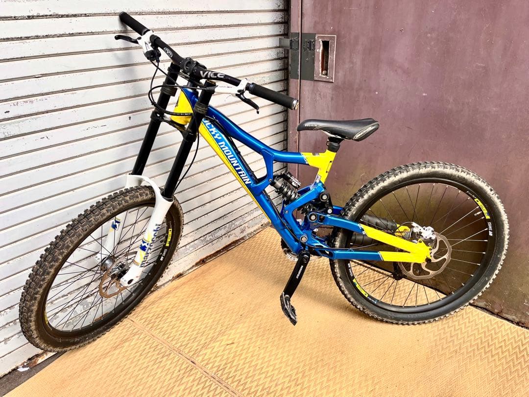 ②Rocky Mountain Flatline Park ダウンヒルバイク