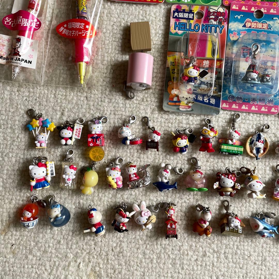 ハローキティ ご当地キティ ストラップ 根付 チャーム　ペン　200個