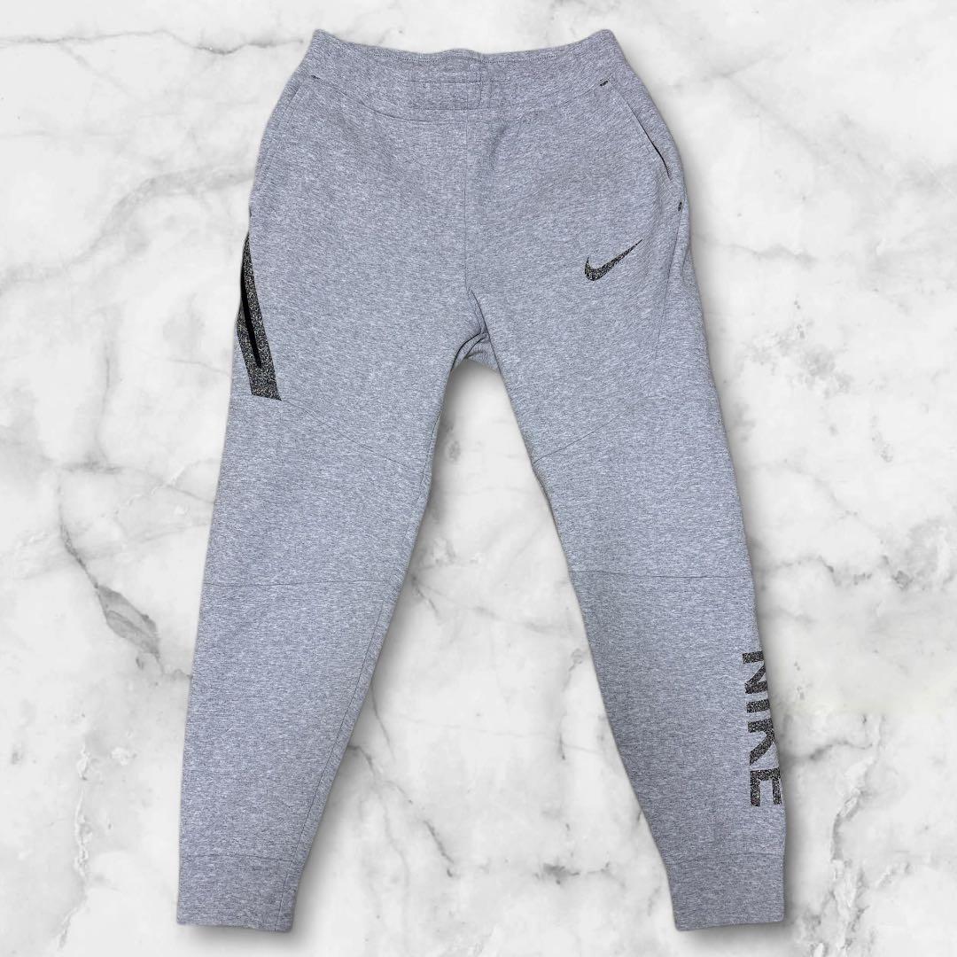 【美品】Nike テックフリース　セットアップ　上下セット グレー