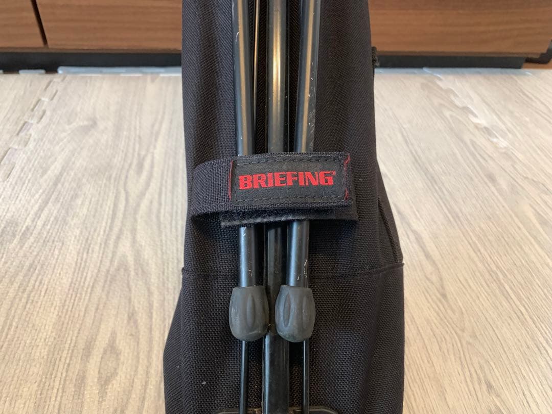 BRIEFING セルフスタンド