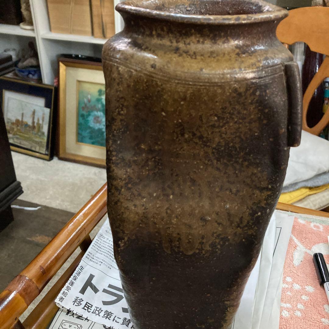 備前焼初代小西陶古作斬斬り耳付き花入年末大売り出しです❣️