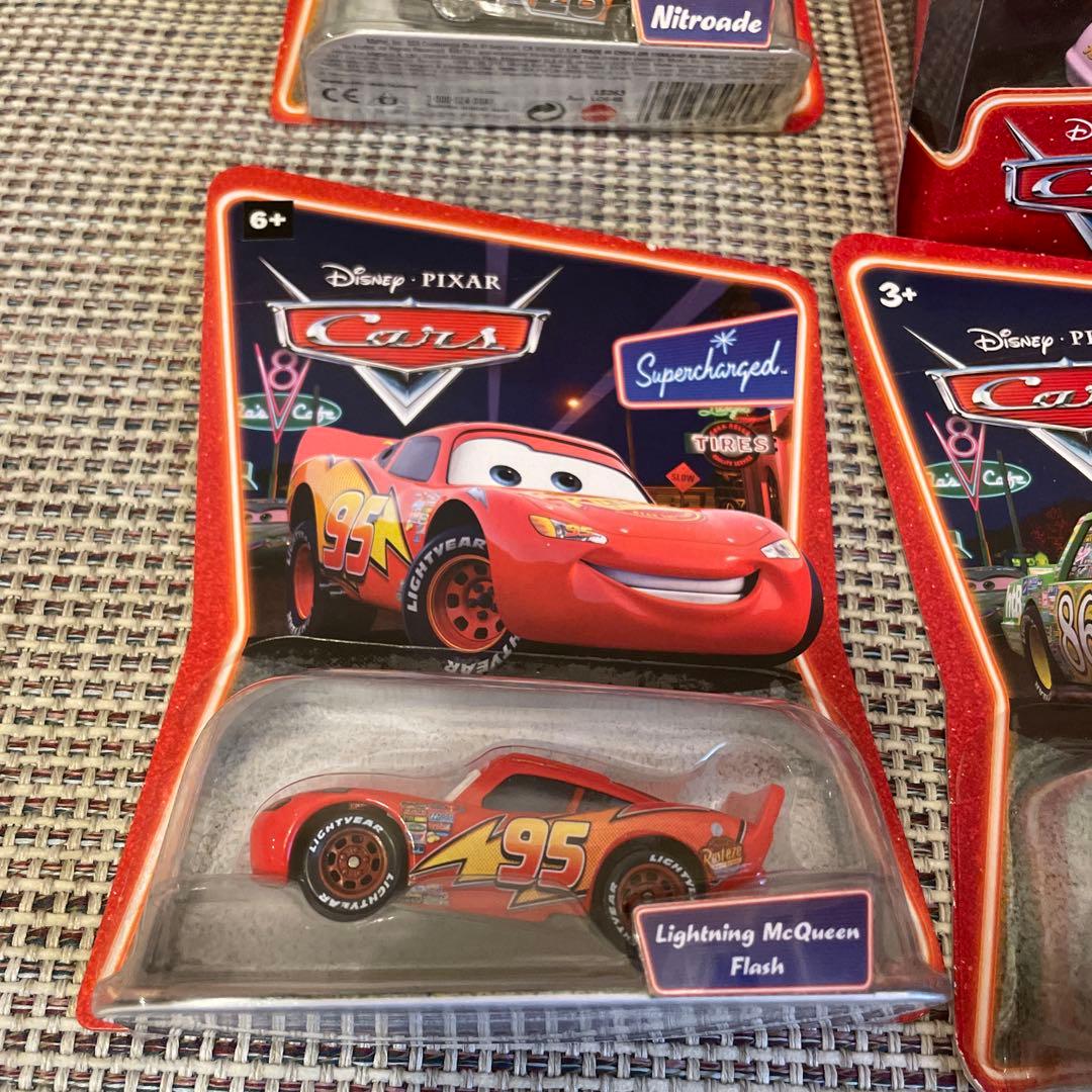 カーズ マテル Dinocmo400 ディスプレイパック8