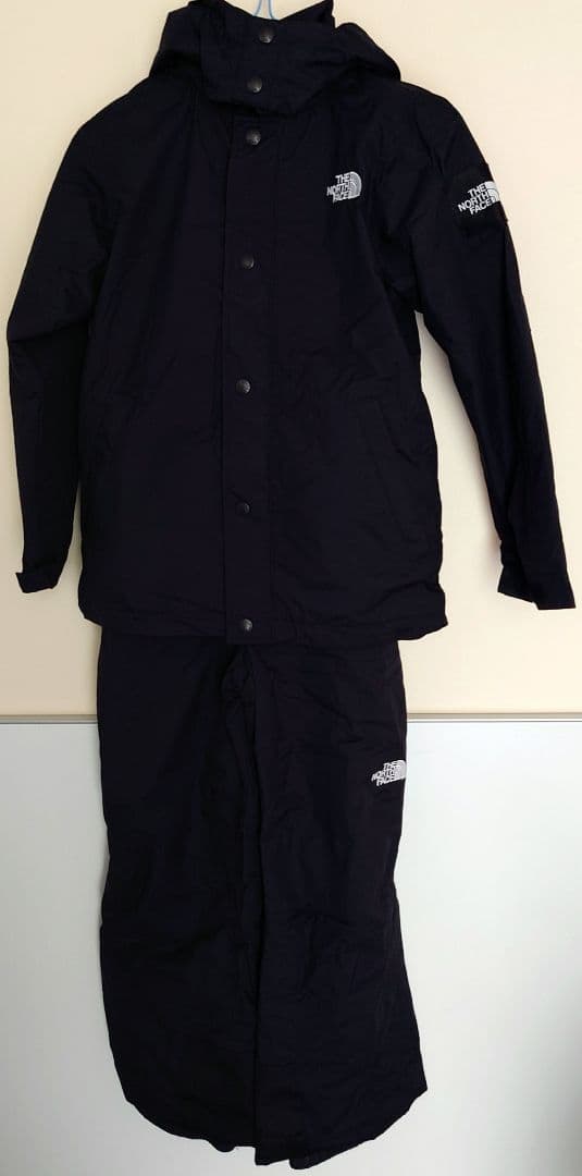 the north faceノースフェイス スノーウェア上下セット 140