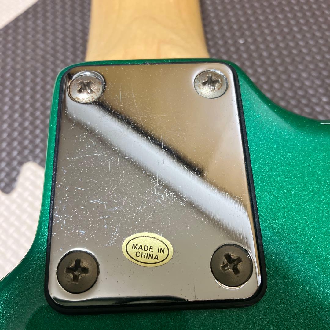 Bacchus エレキギター メタリックグリーン