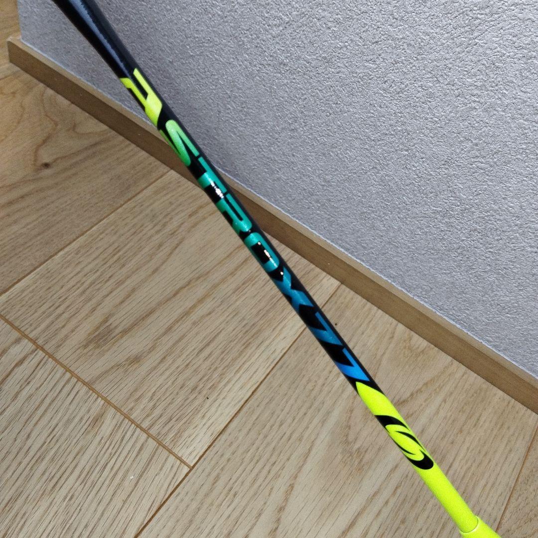 【廃盤品】YONEX ASTROX77 4UG5 シャインイエロー ②