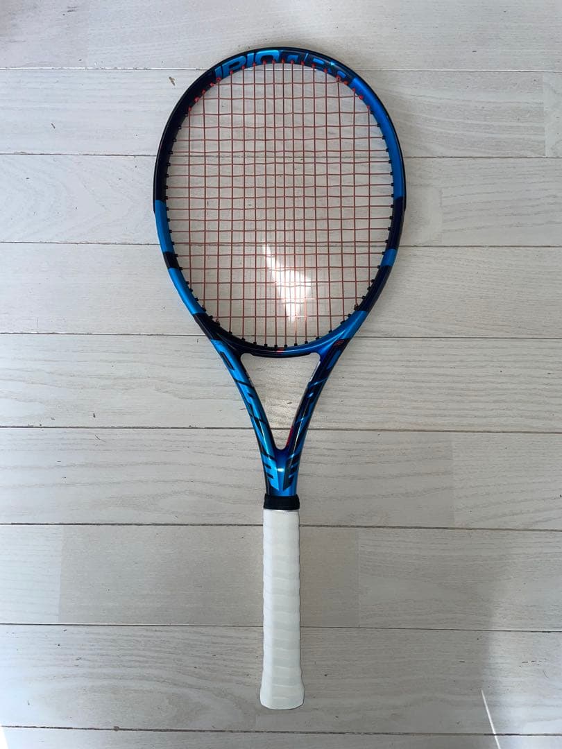 バボラ　ピュアドライブ98 G2 2023年　ストリングス張りたて