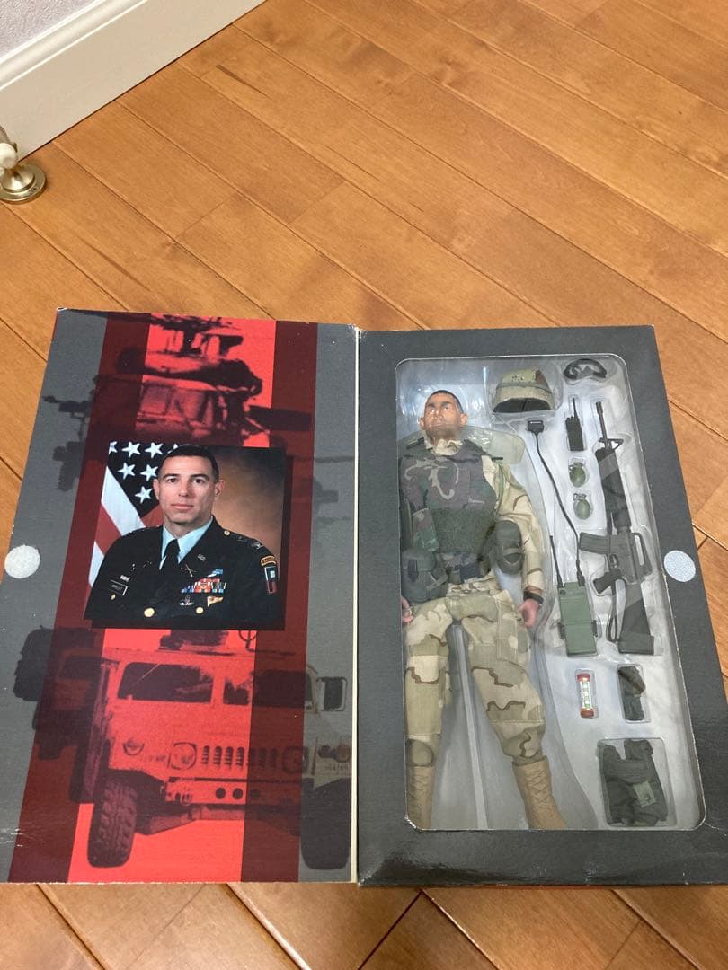 TASK FORCE RANGER McKnight 限定版フィギュア