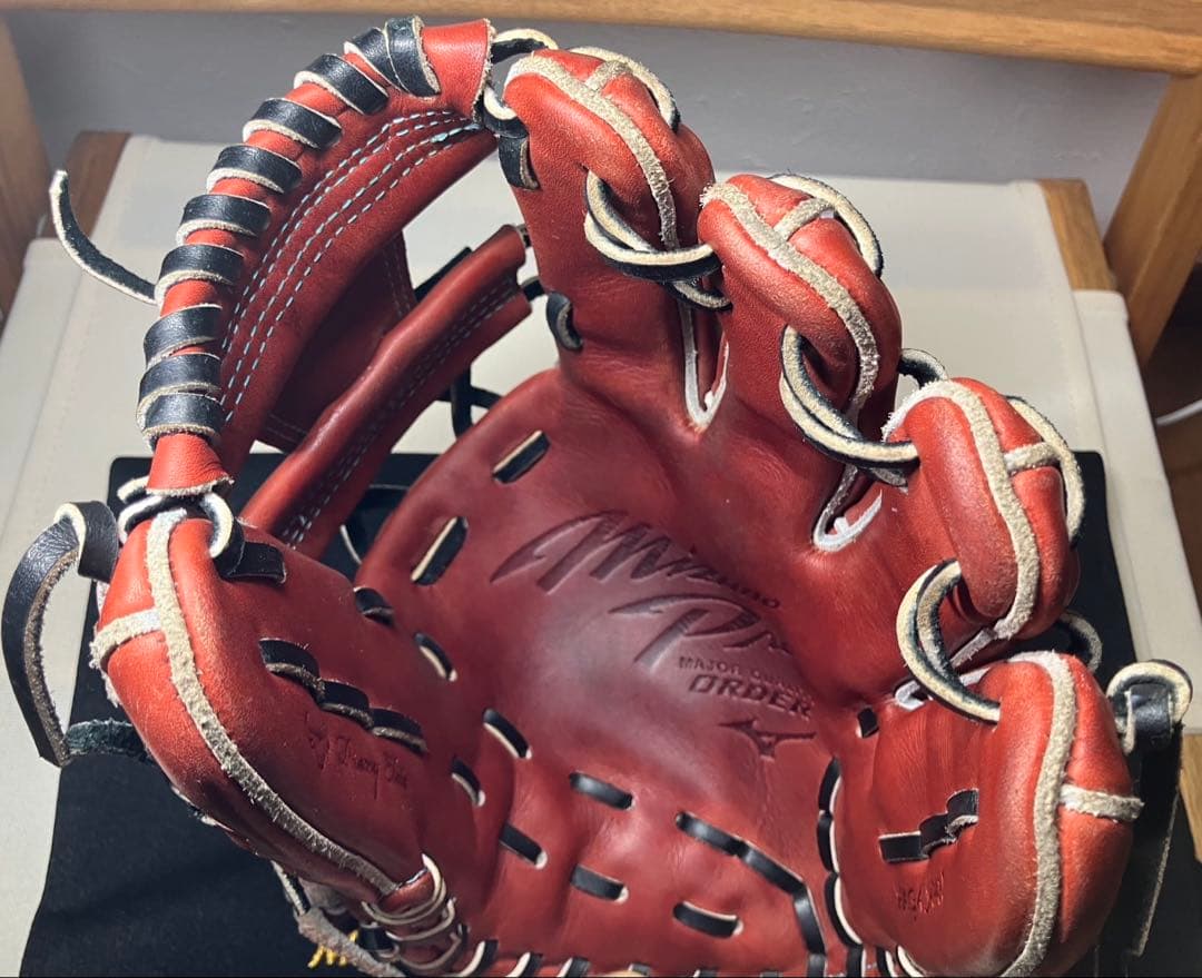 ミズノプロ　オーダー　硬式用グローブ　内野用　専用箱・袋付き