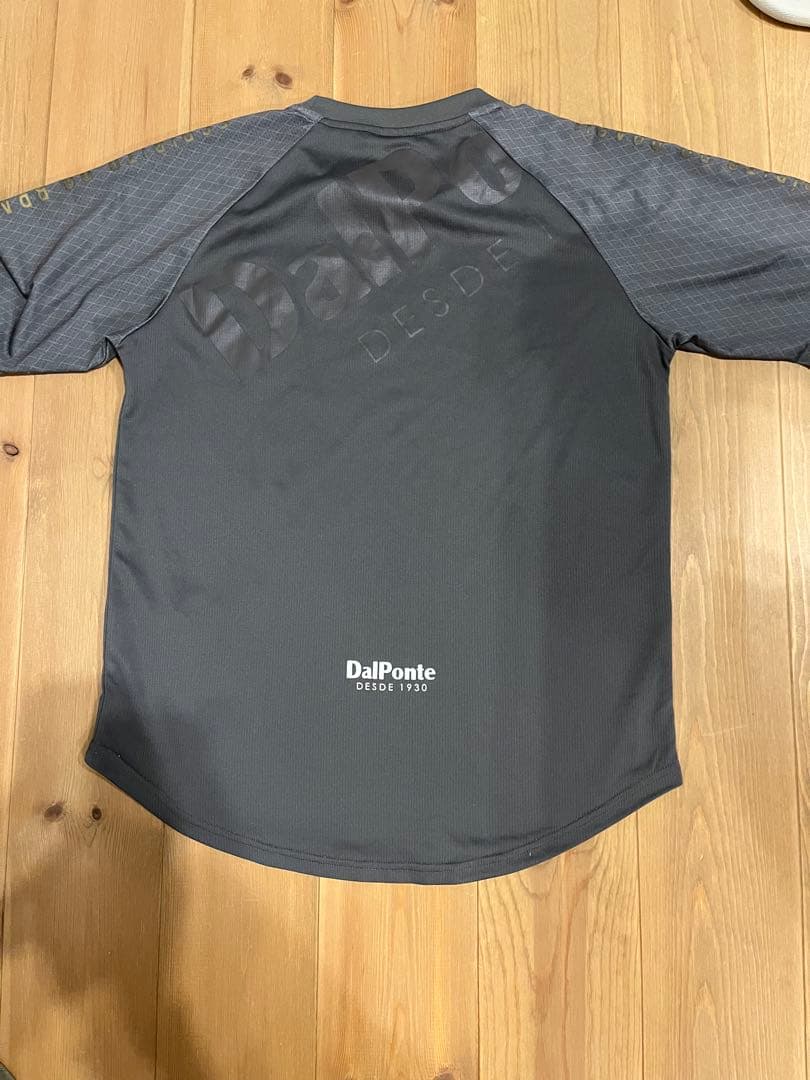 【美品】DalPonte サッカーウェア セットアップ グレー　4点