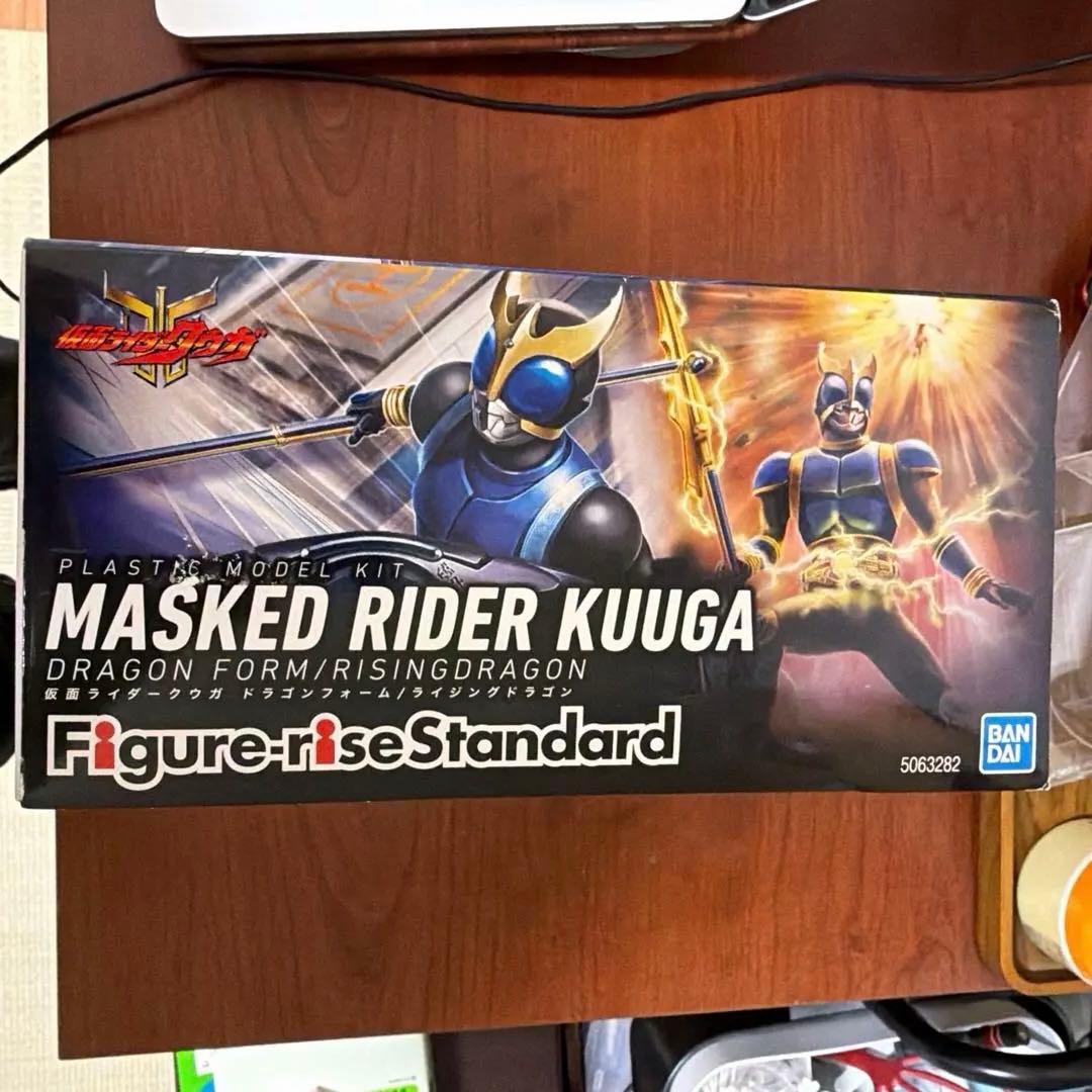 新品未開封　仮面ライダークウガ　プラモデル　ドラゴンフォーム／ライジングドラゴン