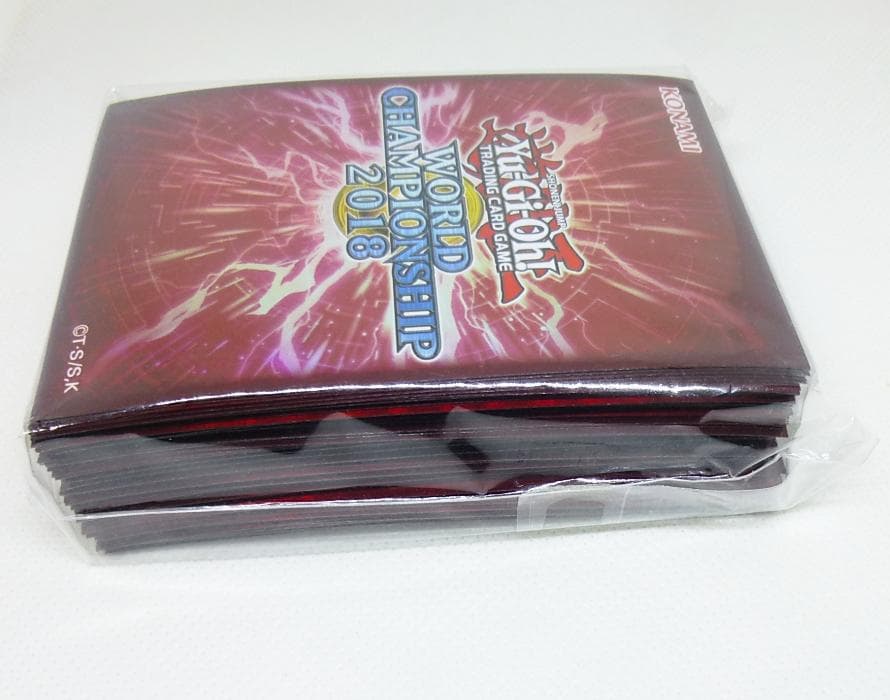 遊戯王 WCS2018 赤 スリーブ 未開封100枚入り