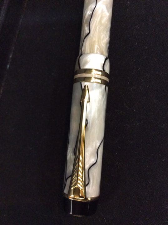 パーカー万年筆デュオフォールド インターナショナル