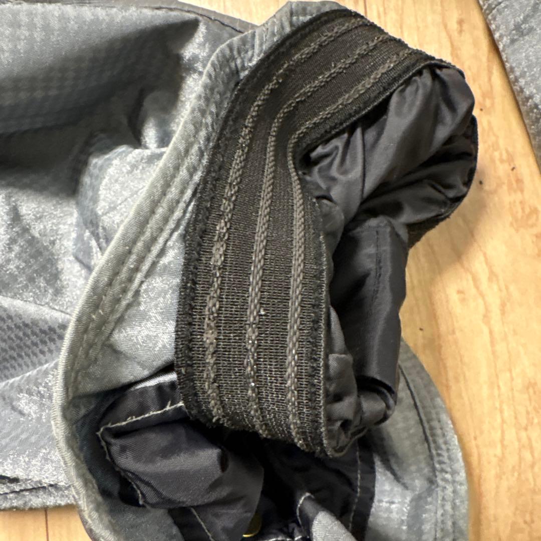 インハビタント　グレー フルボディ スノーボードウェア　サイズM