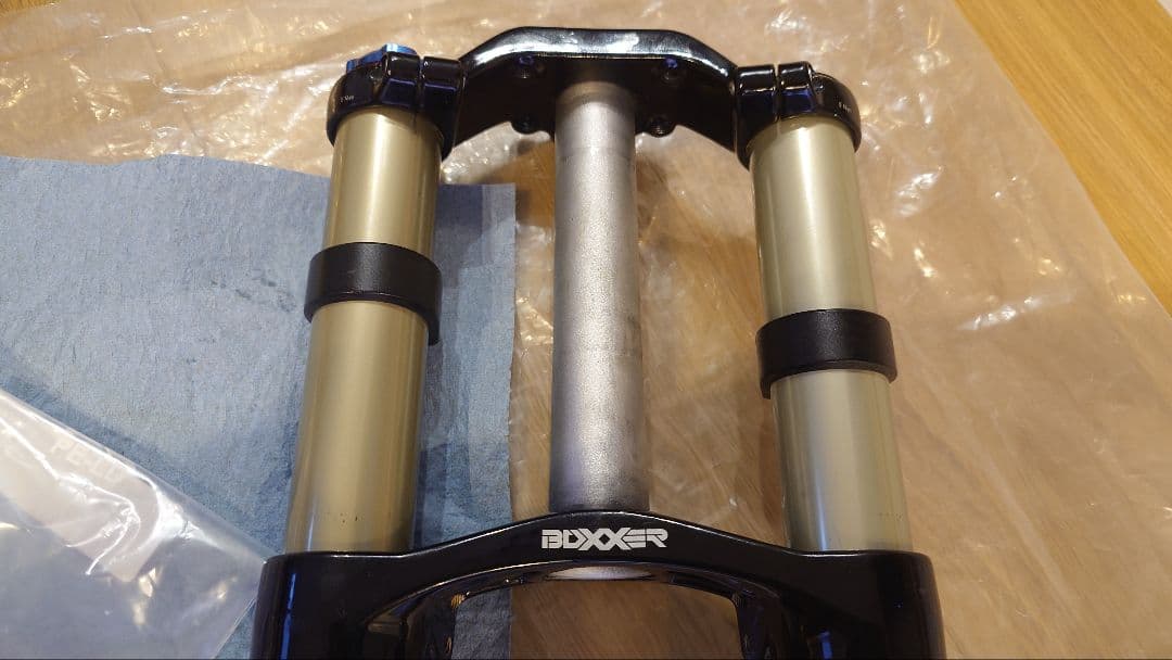 ロックショックス　BOXXER　RC 26インチ オーバーホール済