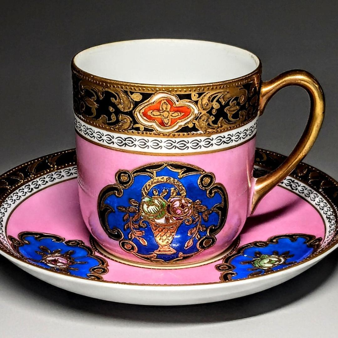 名古屋製陶 オールドメイトウ 金盛上ピンク地華装飾 キャビネットカップ＆ソーサー