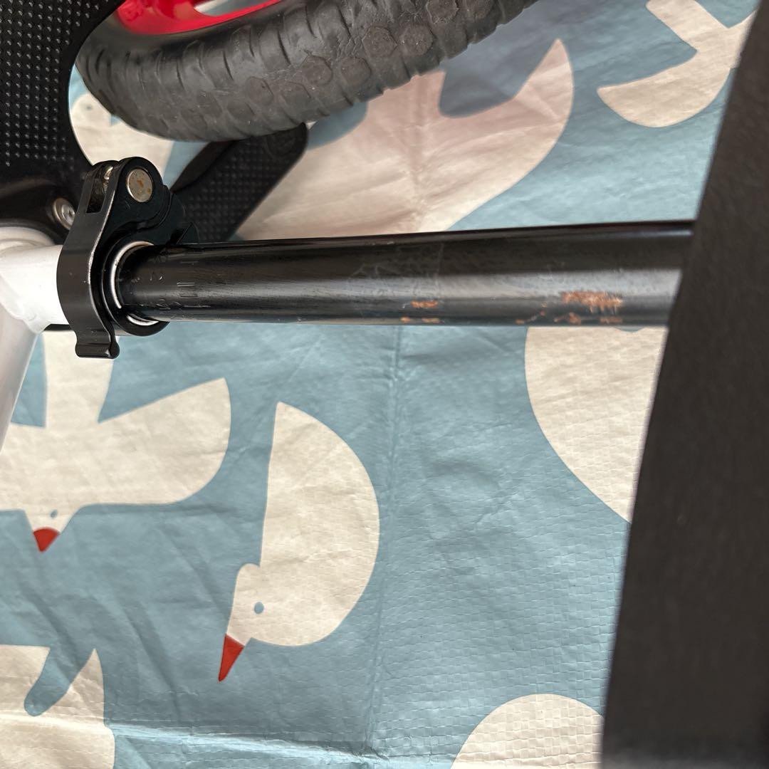 ストライダーSTRIDER（12 Custom Sport 白＋赤）