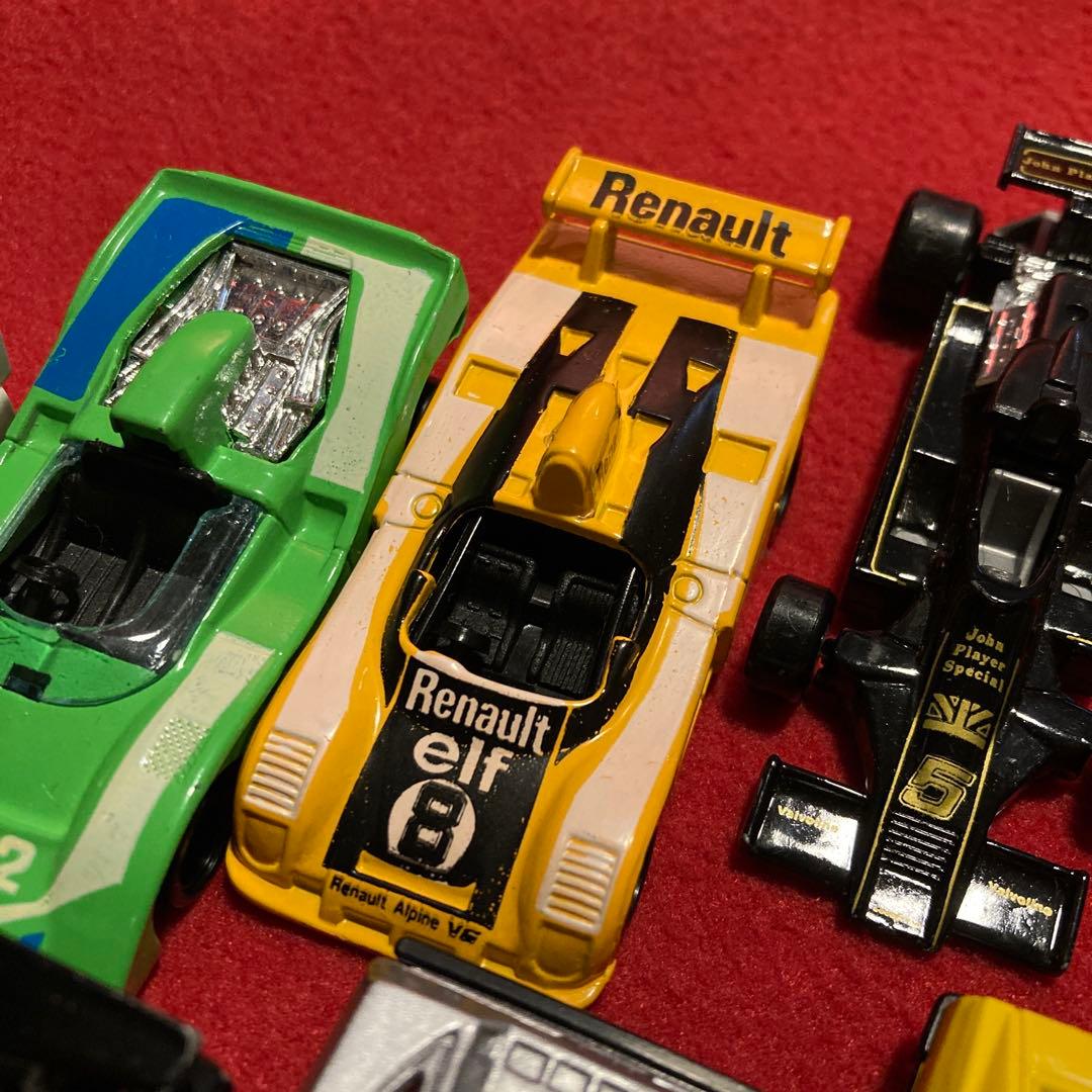 ミニカー 8台セット 多色