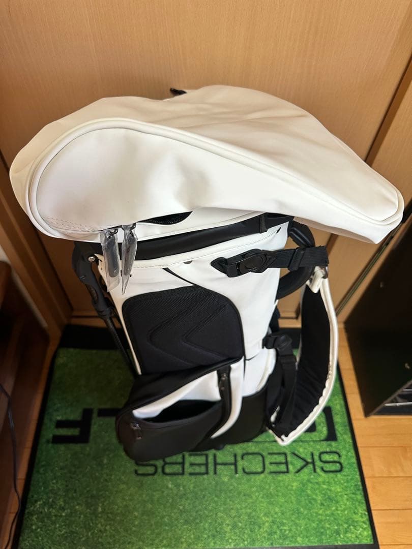 Vessel ホワイト/ブラック キャディバッグ