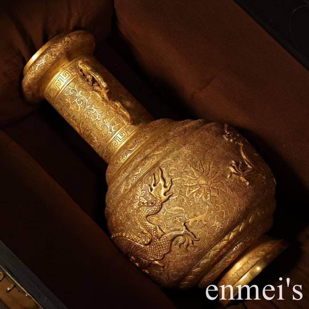 中国古美術・旧蔵鎏金の盤龍花瓶・純手作り・純銅製・高浮彫・案頭・文房・風水開運