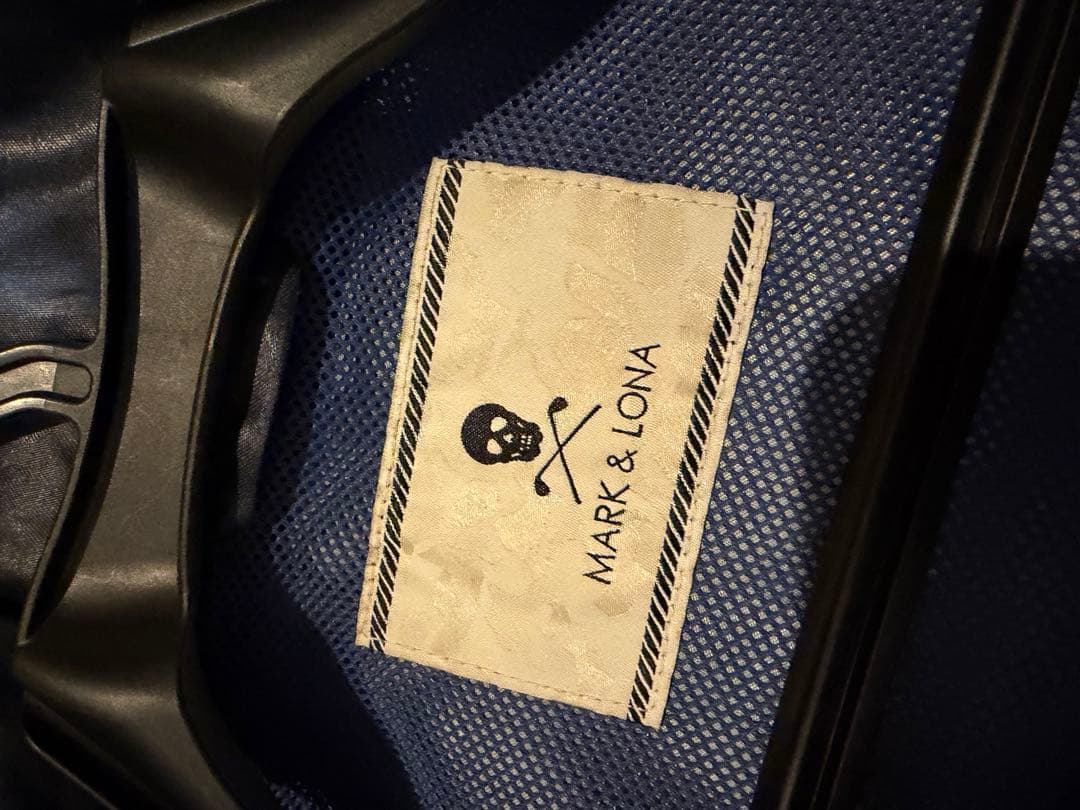 マークアンドロナ　ナイロンジャケット　フード　M相当