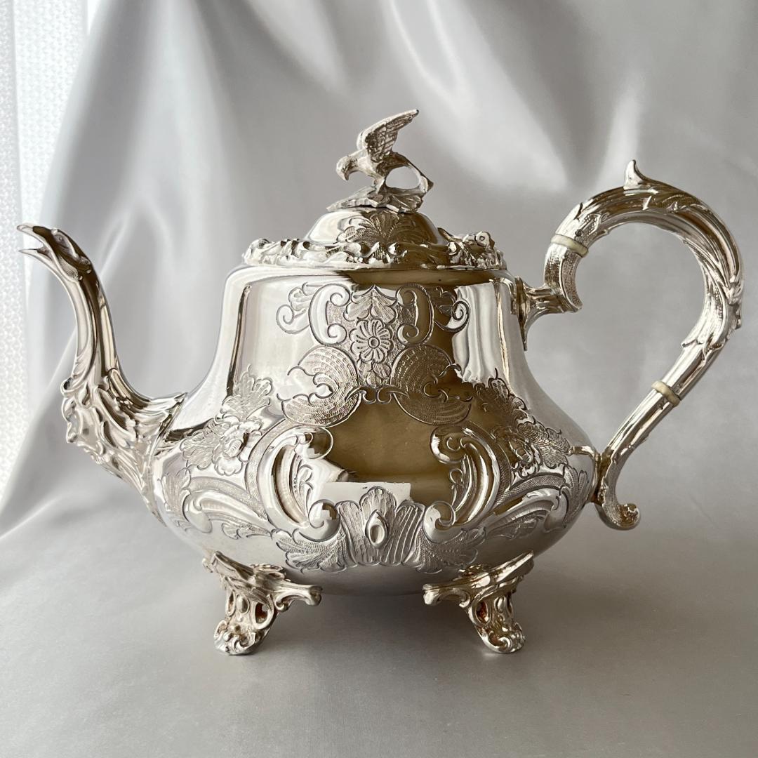 【Cooper Brothers】 ファルコンとマスカロン ティーセット 4点