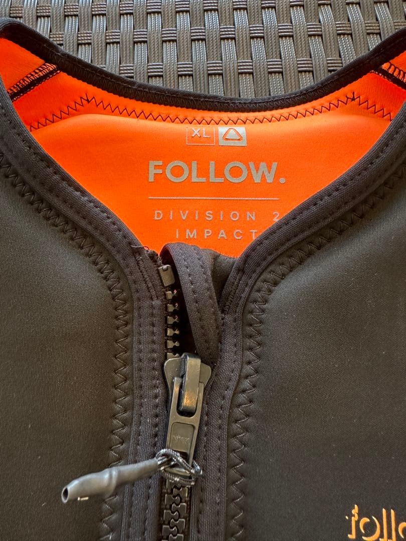 FOLLOW DIVISION 2 IMPACT XL 黒 ネオプレン ベスト