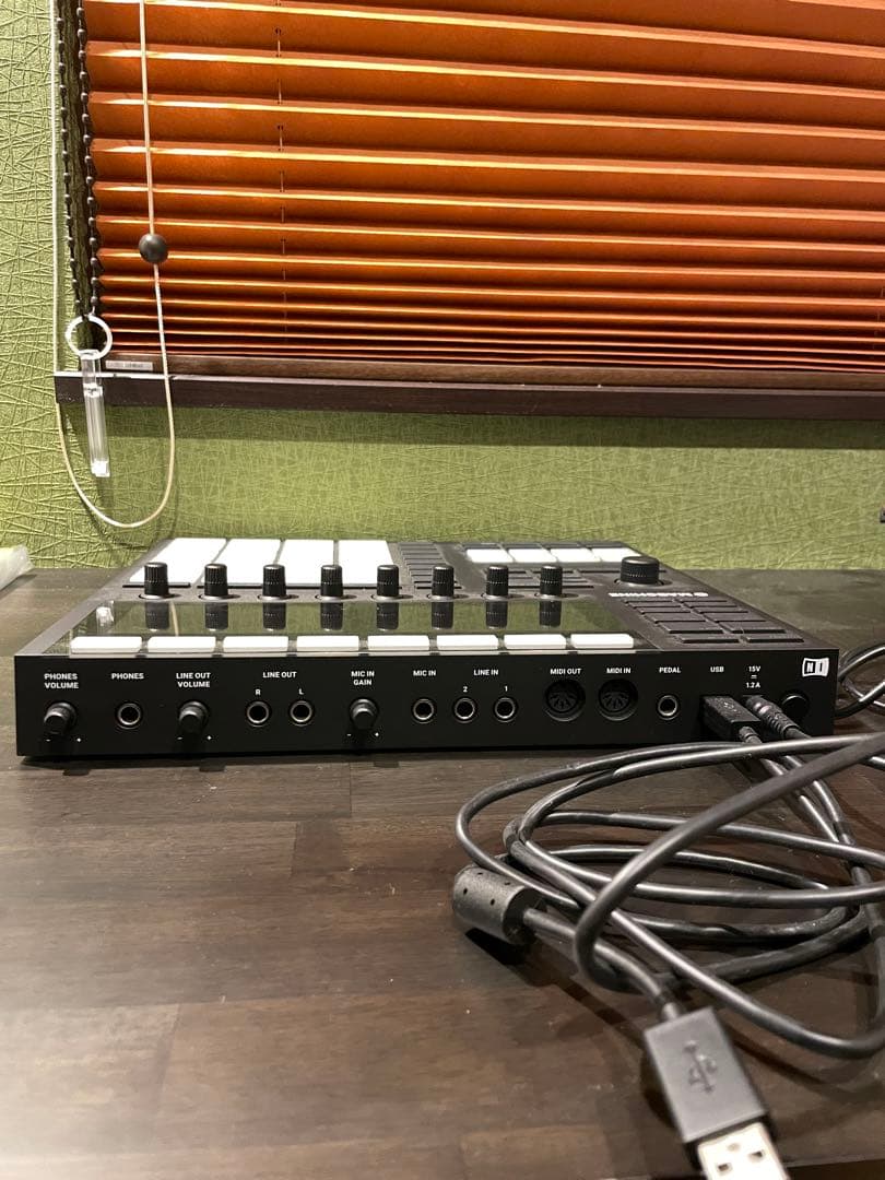 MASCHINE MK3【比較的美品】