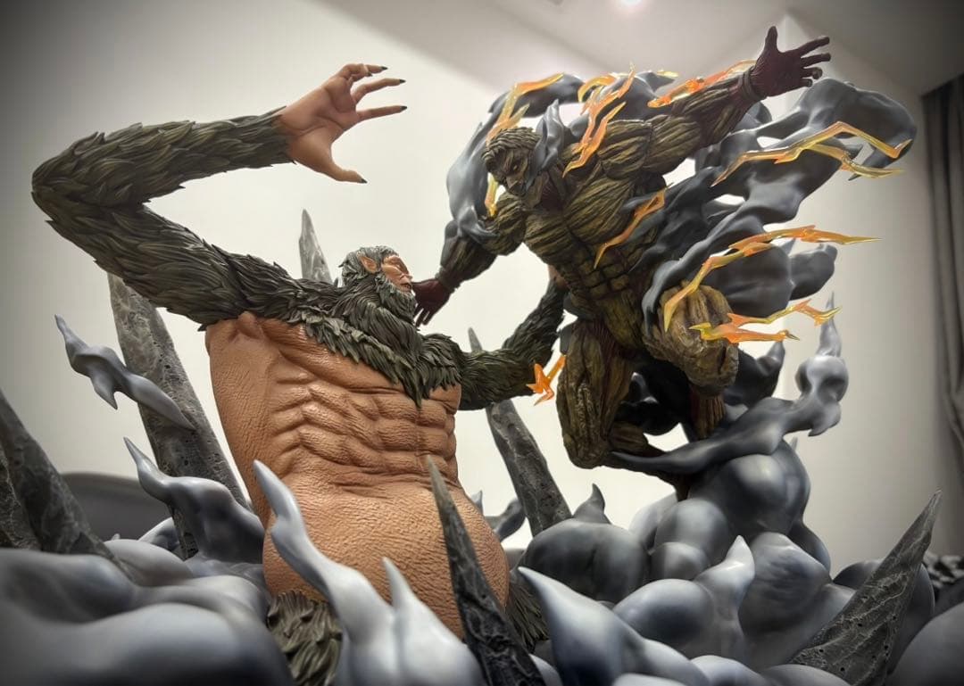 進撃の巨人 ライナー・ブラウン ジーク·イェーガー フィギュア ガレージキット