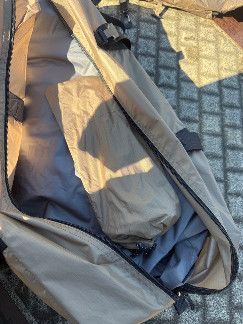 ヴァストランド　キャンプテント トンネルテント デュオ　アルミポール付き