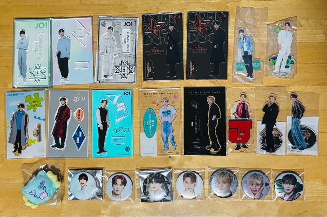 JO1 アクリルスタンド 缶バッジ グッズ まとめ売り 與那城奨