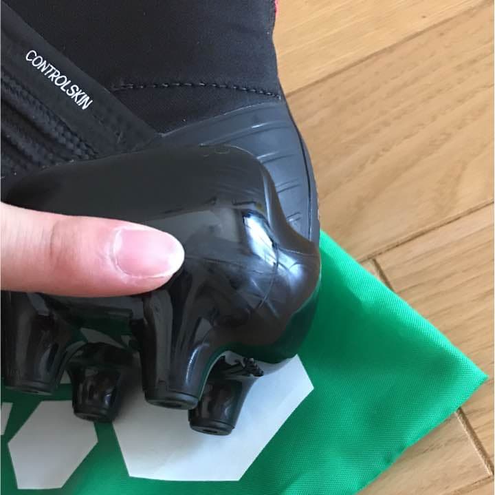 プレデター18.2HG(25センチ)