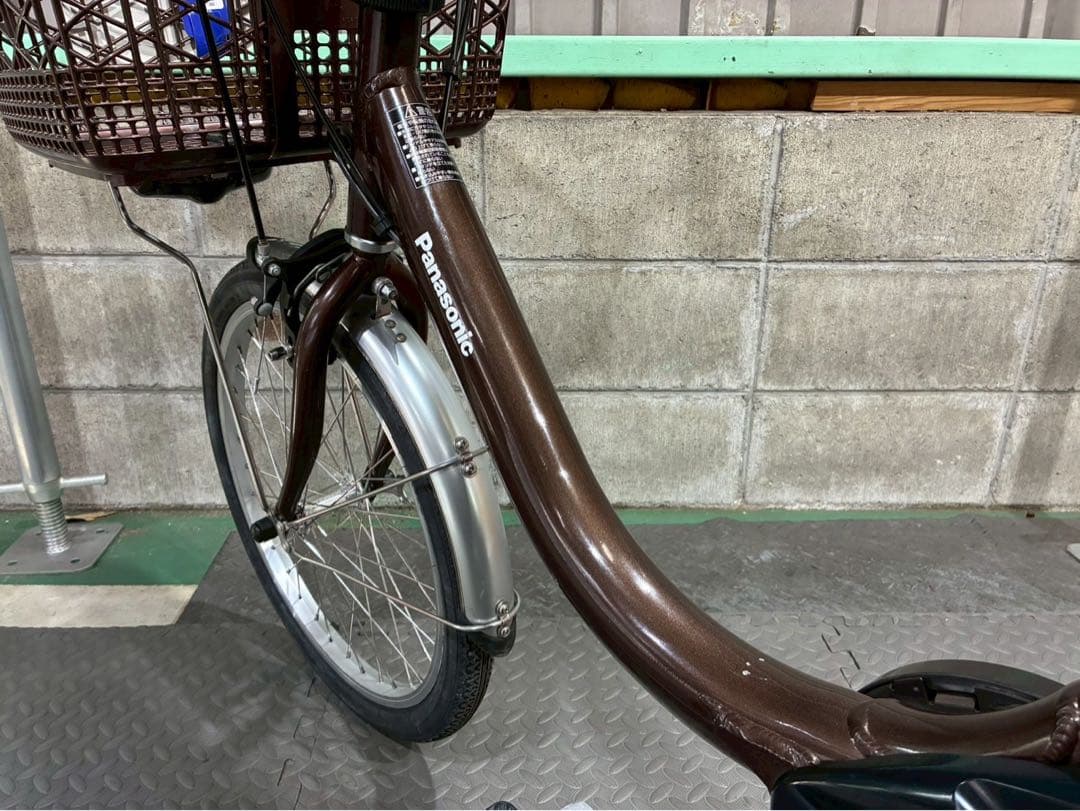 №8701 電動自転車パナソニックビビL.S 20インチ✨大容量リアバスケット✨