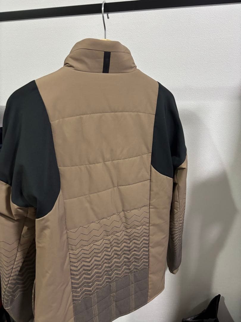 デサント　ゴルフ　サーモジャケット Lサイズ ベージュ