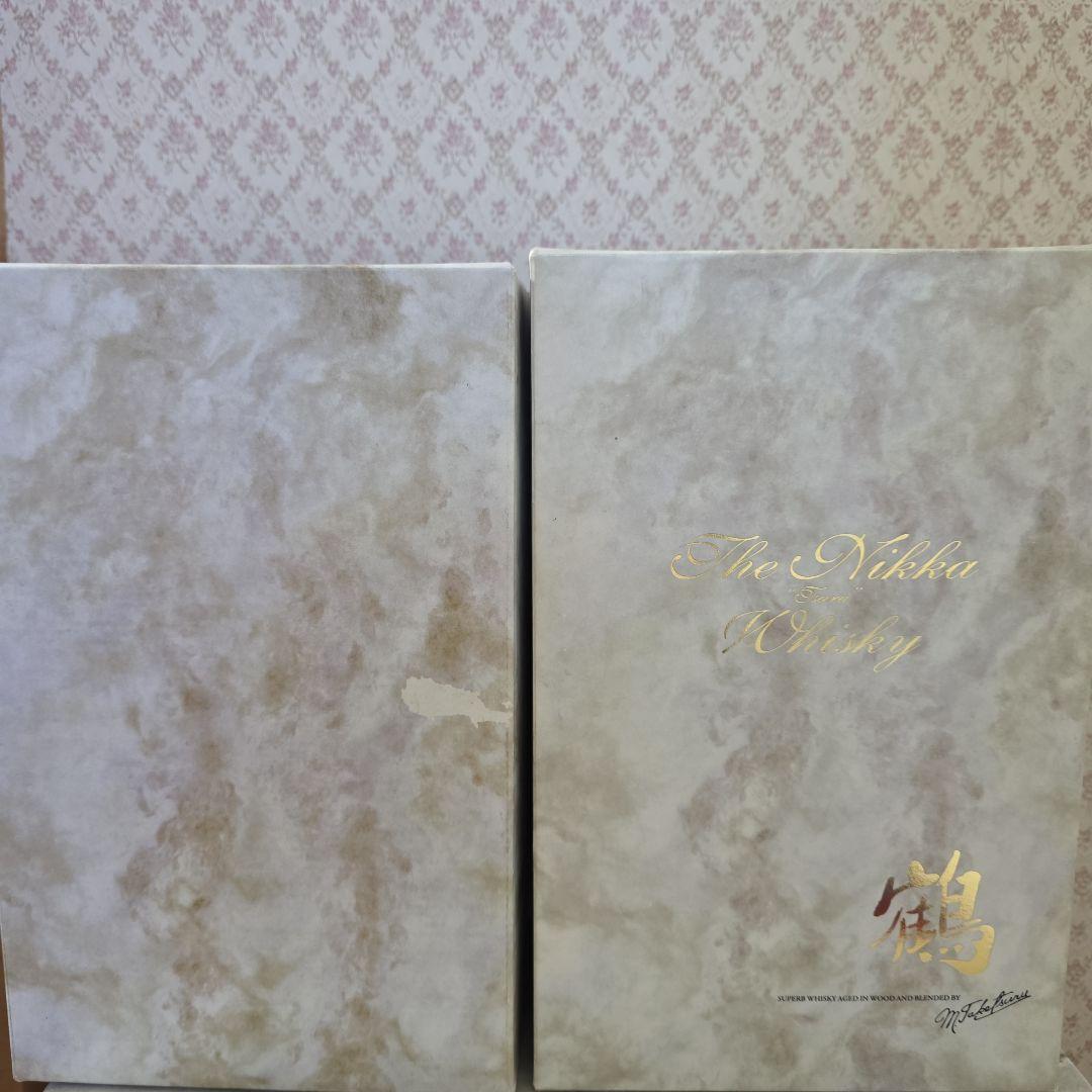 【未開封】限定盤箱入ニッカウイスキー鶴 陶器ボトル 700ml 古酒アンティーク