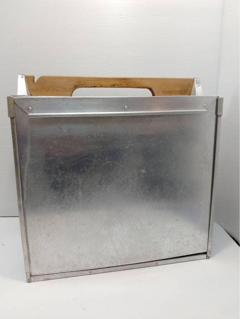 G2171【昭和レトロ】出前用 アルミ製 おかもち (木製棚/持ち手付き)