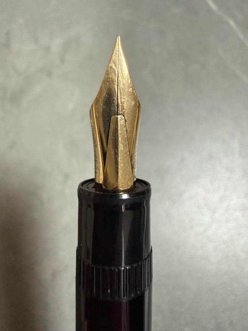 PILOT パイロット　万年筆　14K-585 F