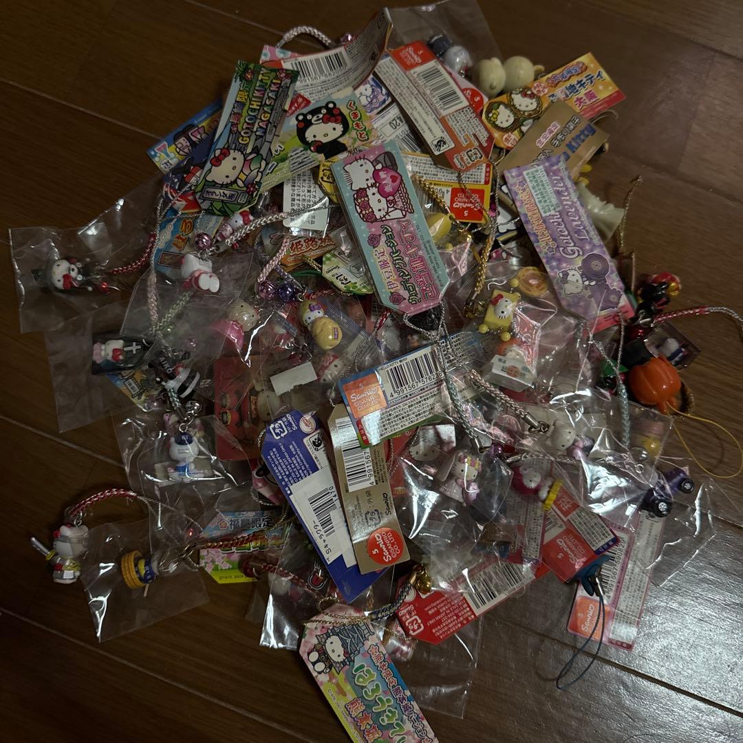 ご当地ハローキティ 根付けストラップ　レア　セット 45個