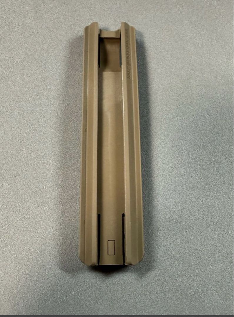 実物　タンゴダウンレールパネル